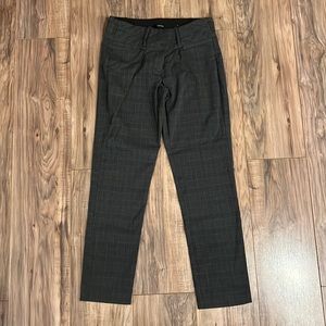 Maurices gray checkered slacks size 5/6 regular